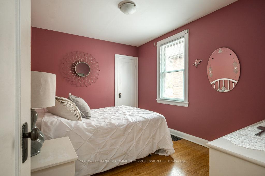 Photo 17 of 60 Longwood Road S, Hamilton, Westdale — HOMEH