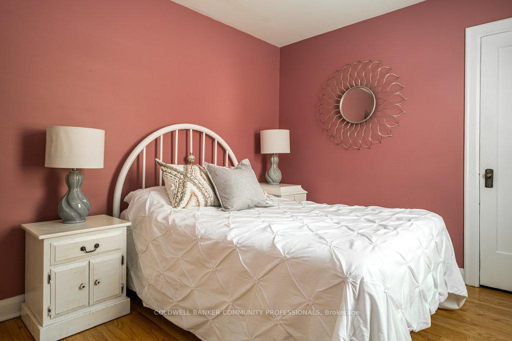 Photo 18 of 60 Longwood Road S, Hamilton, Westdale — HOMEH