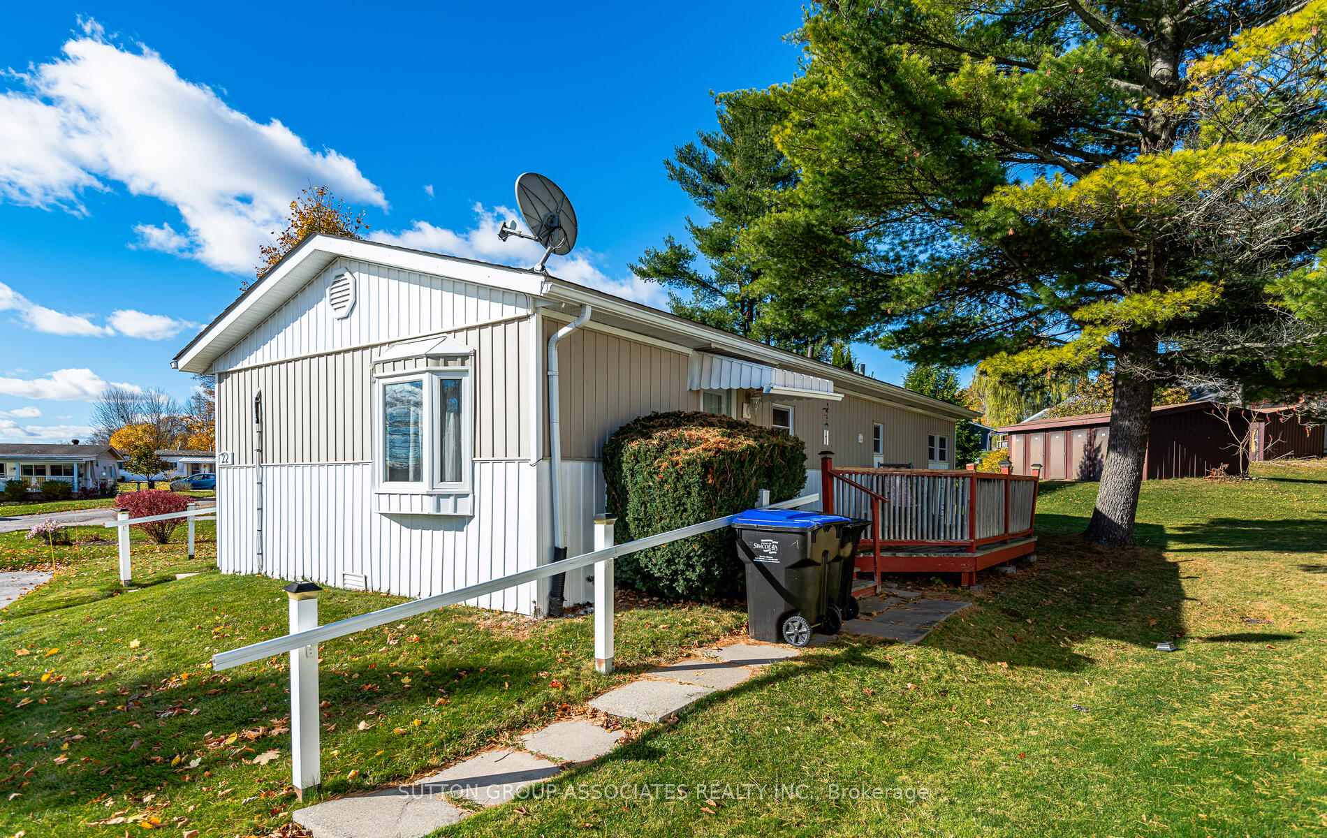 Photo 44 of 22 Trefoil Drive, Innisfil, Rural Innisfil — HOMEH