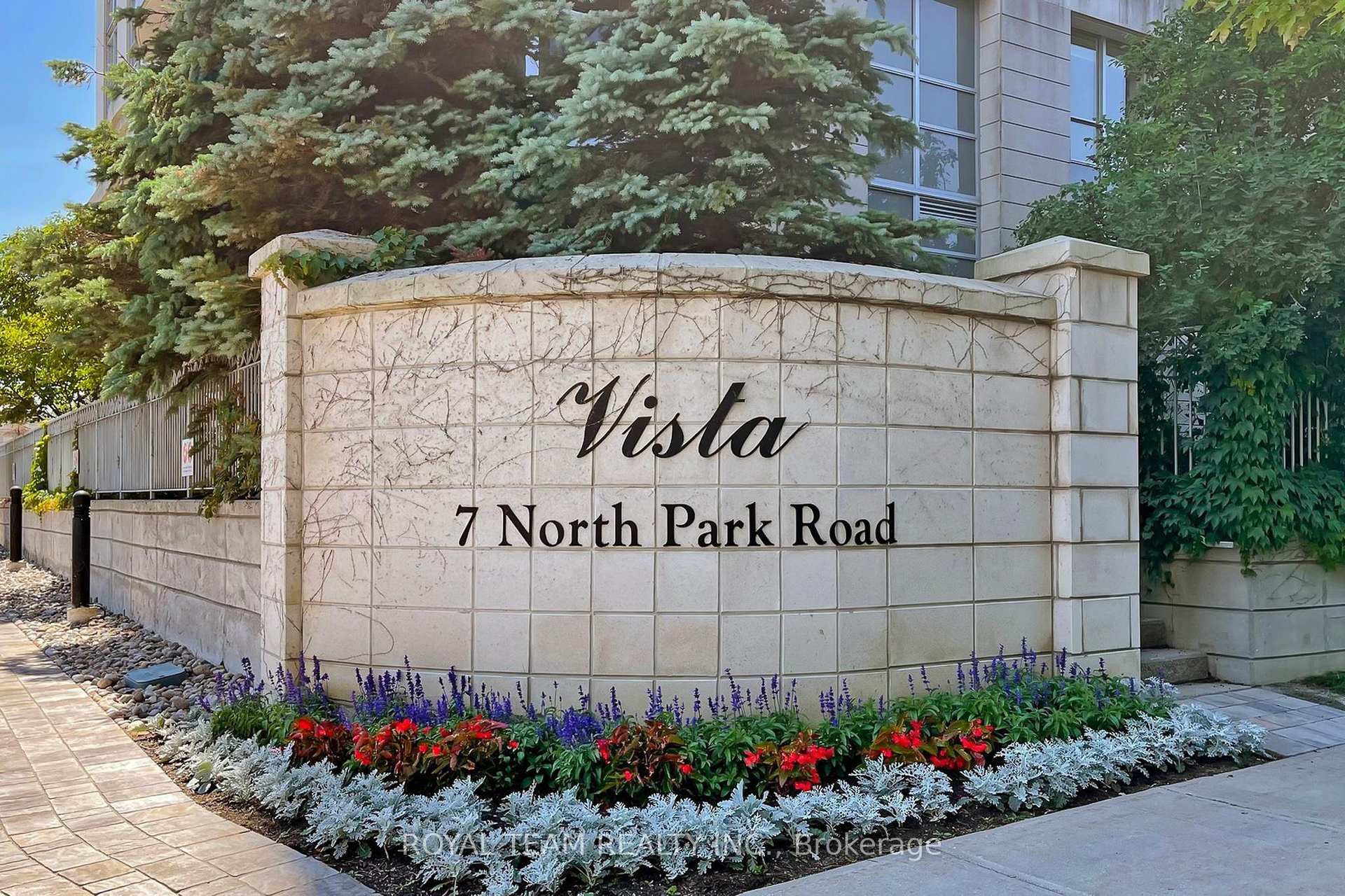 Photo 3 of Unit 1105, 7 North Park Road, Vaughan, Beverley Glen — HOMEH