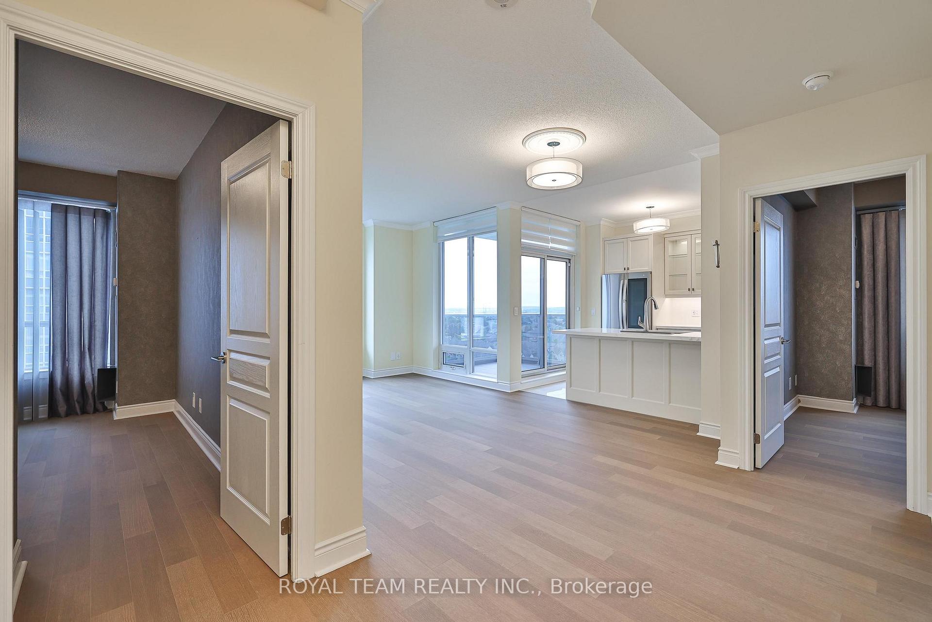 Photo 7 of Unit 1105, 7 North Park Road, Vaughan, Beverley Glen — HOMEH