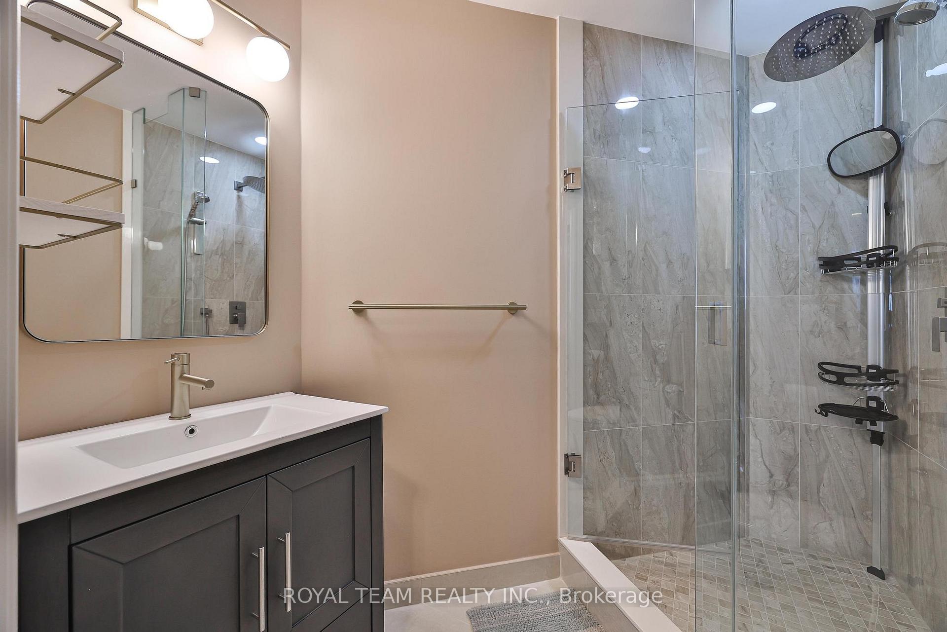 Photo 26 of Unit 1105, 7 North Park Road, Vaughan, Beverley Glen — HOMEH