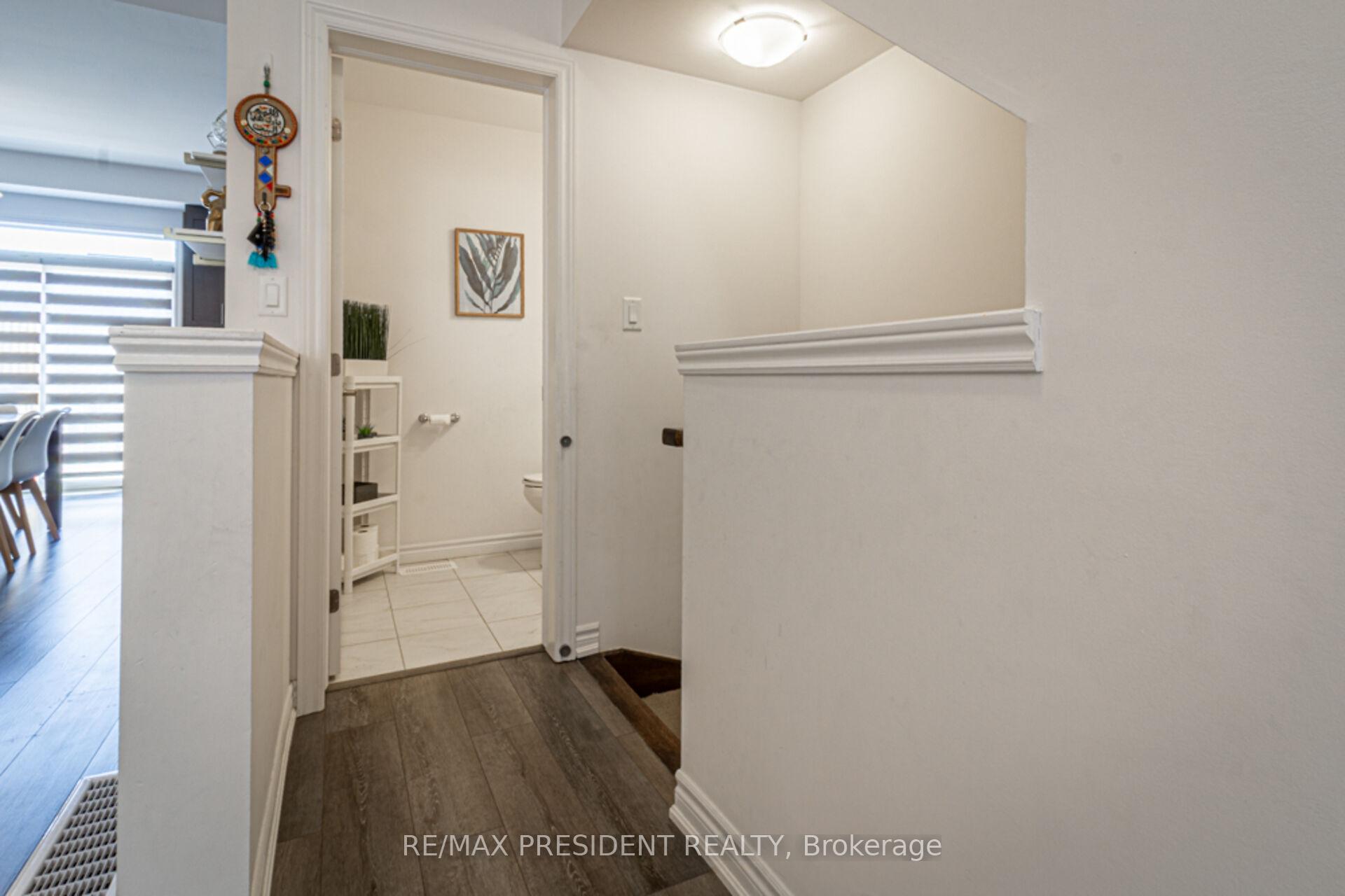 Photo 19 of Unit 61, 61 Soho Street, Hamilton, Stoney Creek Mountain — HOMEH