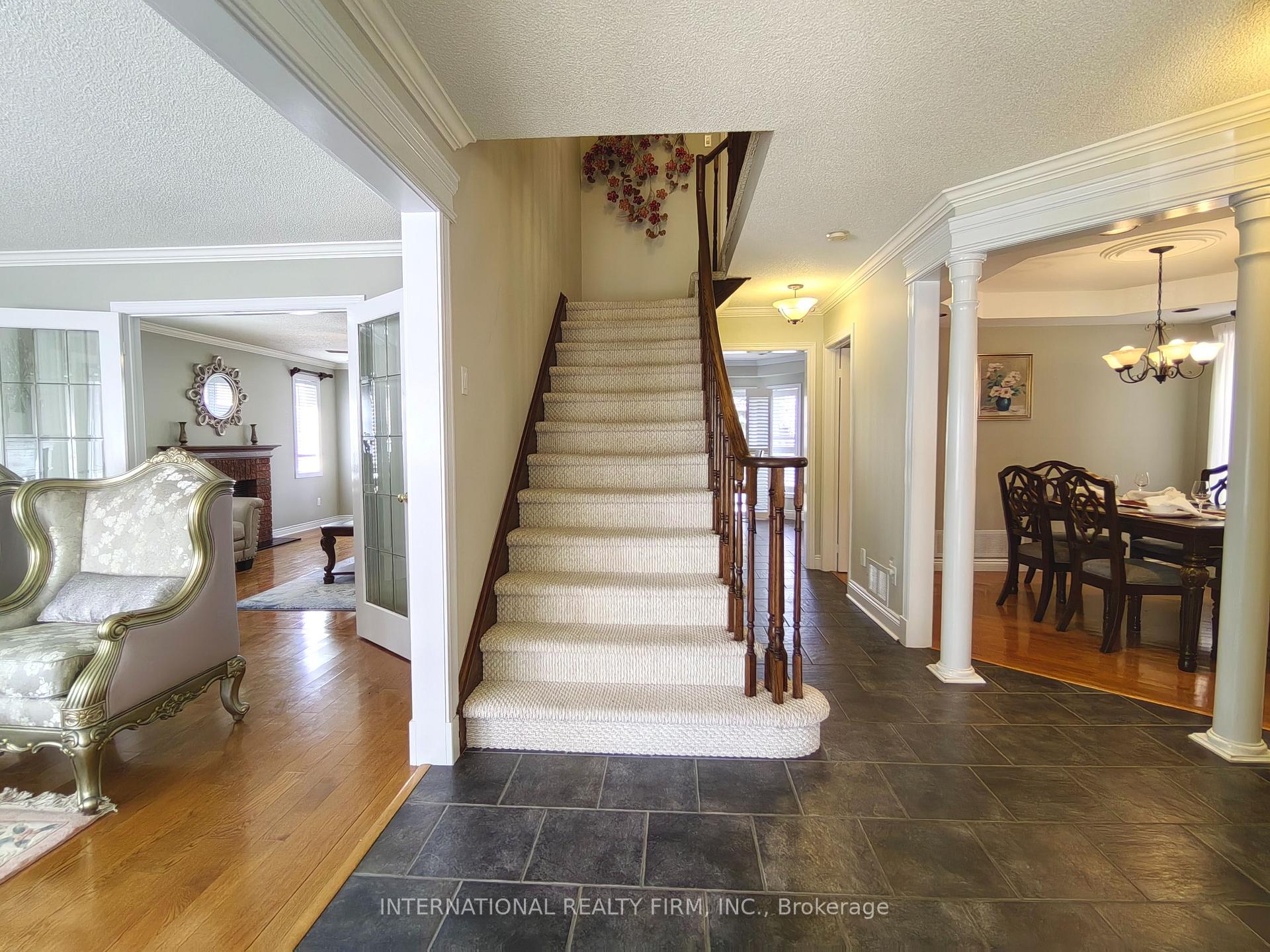 Photo 5 of 6 Mortimer Crescent, Ajax, Central West — HOMEH