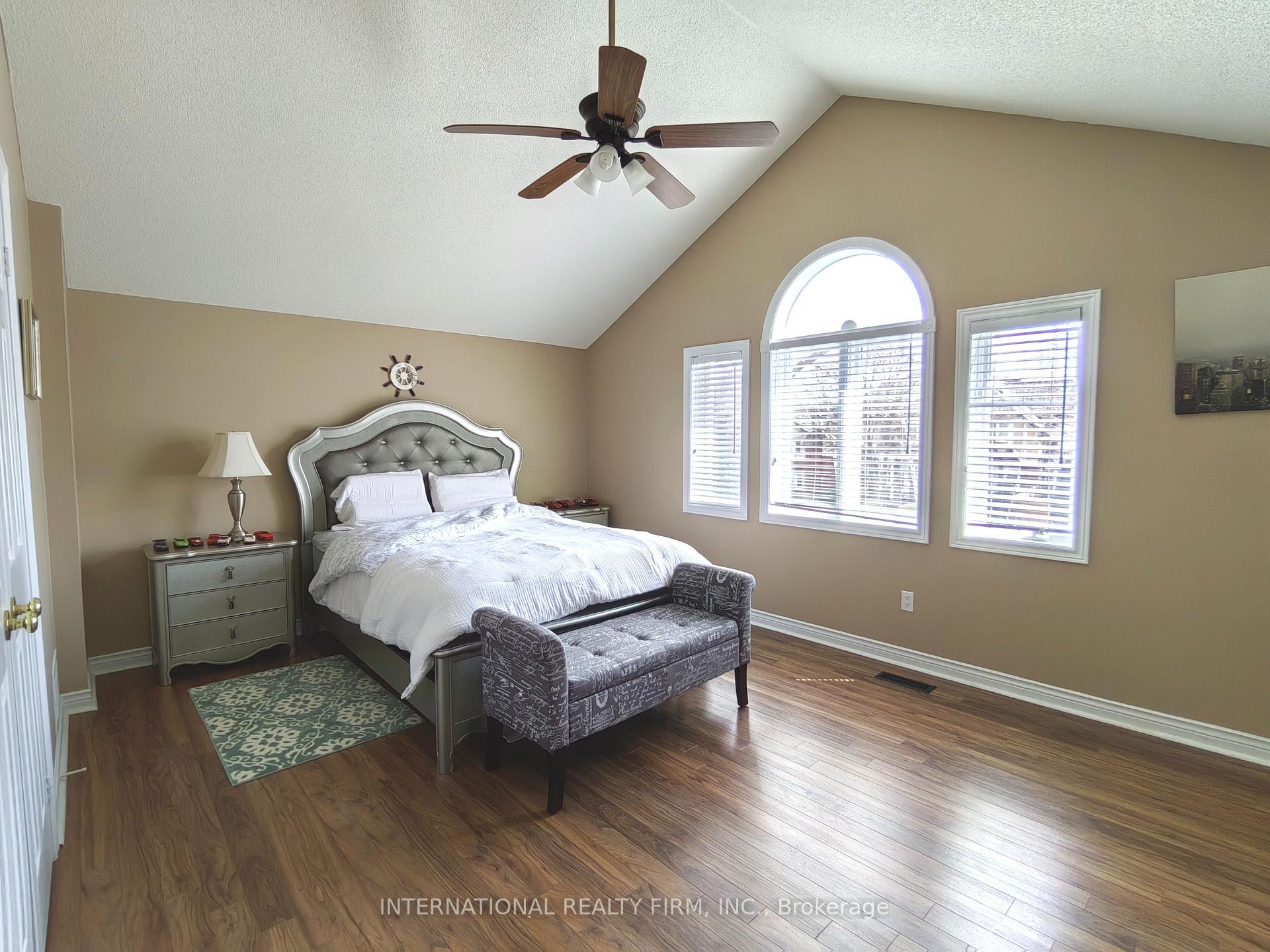 Photo 25 of 6 Mortimer Crescent, Ajax, Central West — HOMEH