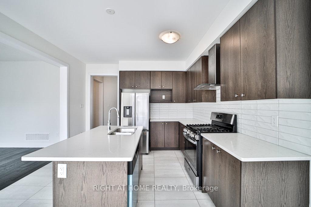 Photo 8 of 99 Stern Drive, Welland, Dain City — HOMEH