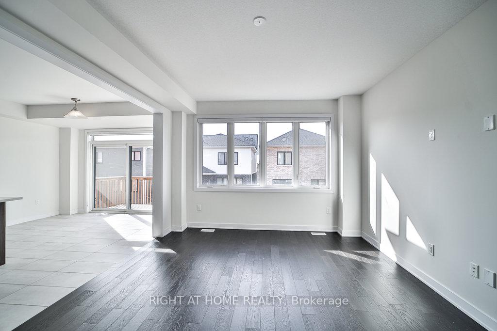 Photo 9 of 99 Stern Drive, Welland, Dain City — HOMEH