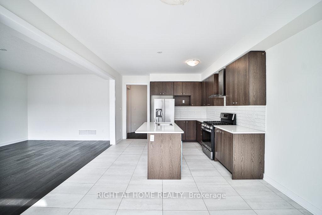 Photo 10 of 99 Stern Drive, Welland, Dain City — HOMEH