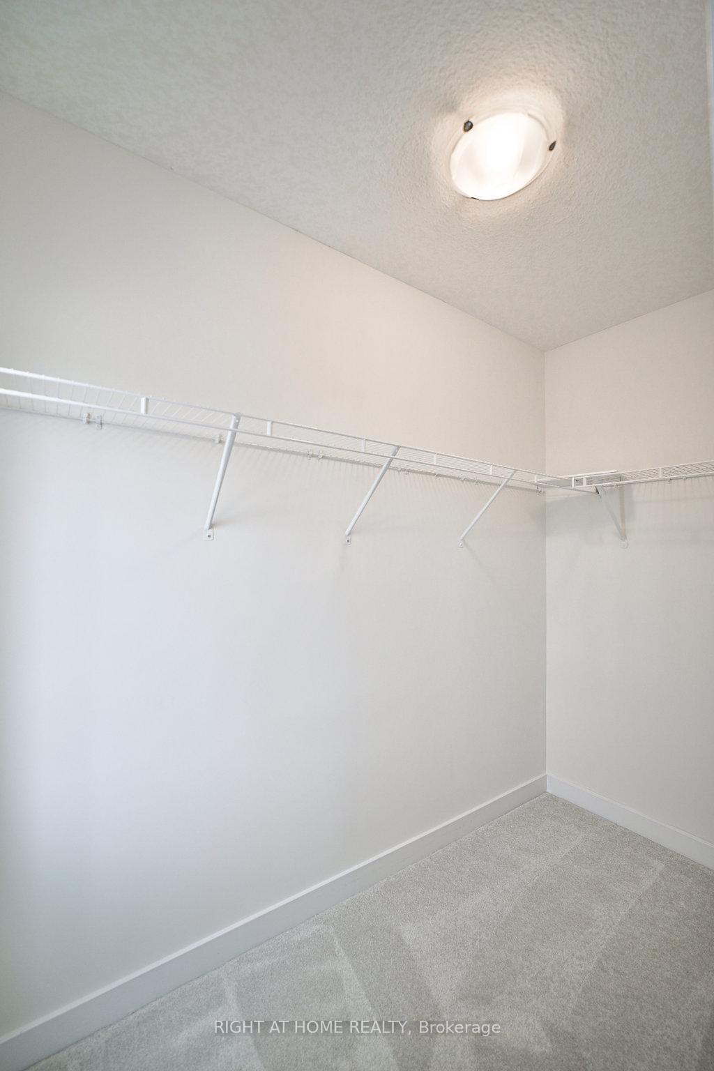 Photo 24 of 99 Stern Drive, Welland, Dain City — HOMEH