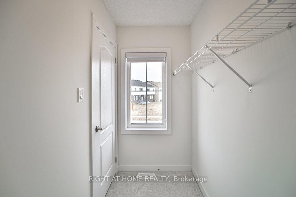 Photo 26 of 99 Stern Drive, Welland, Dain City — HOMEH