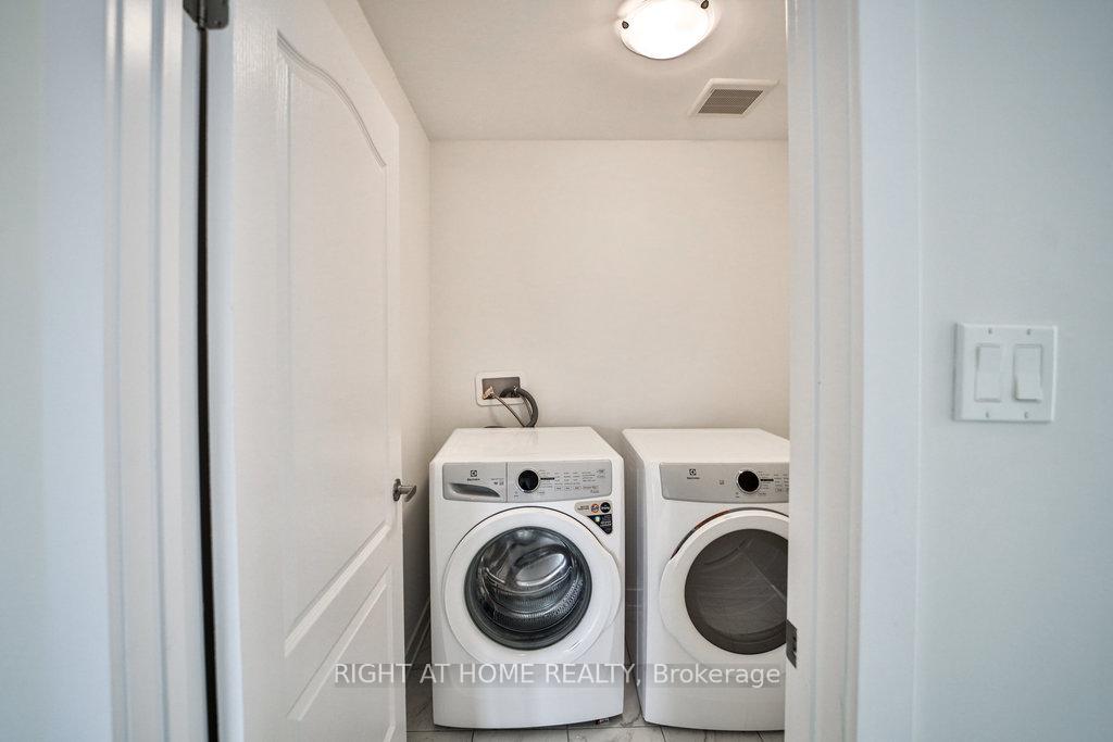 Photo 33 of 99 Stern Drive, Welland, Dain City — HOMEH