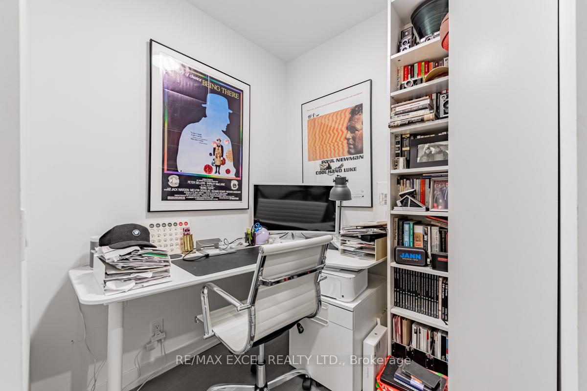 Photo 11 of Unit 504, 33 Helendale Avenue, Toronto, Yonge-Eglinton — HOMEH