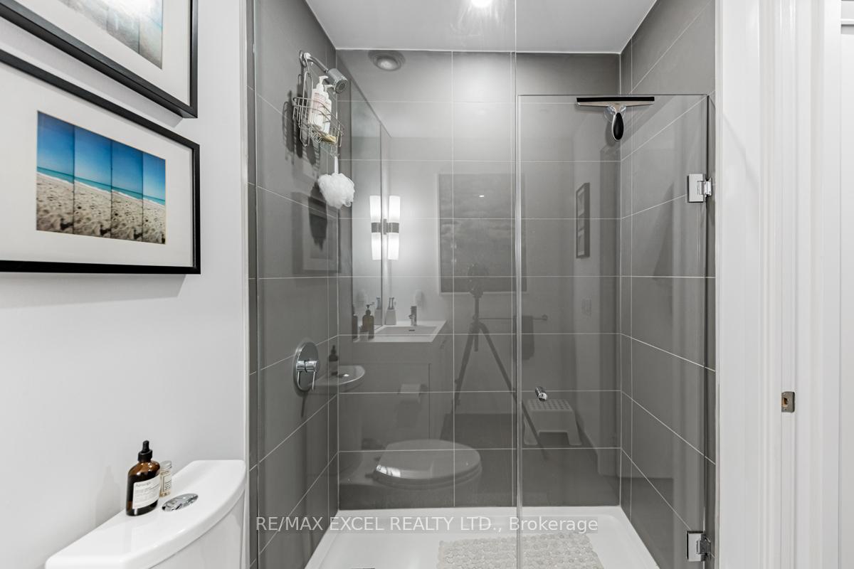 Photo 14 of Unit 504, 33 Helendale Avenue, Toronto, Yonge-Eglinton — HOMEH