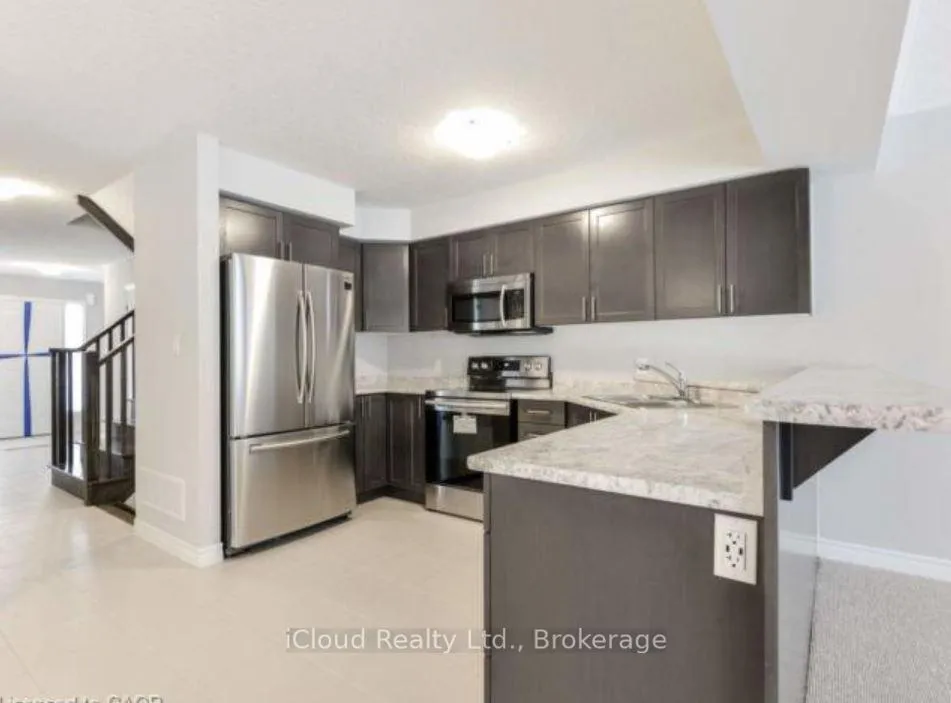 Photo 24 of 66 Cittadella Boulevard, Hamilton, Rural Glanbrook — HOMEH