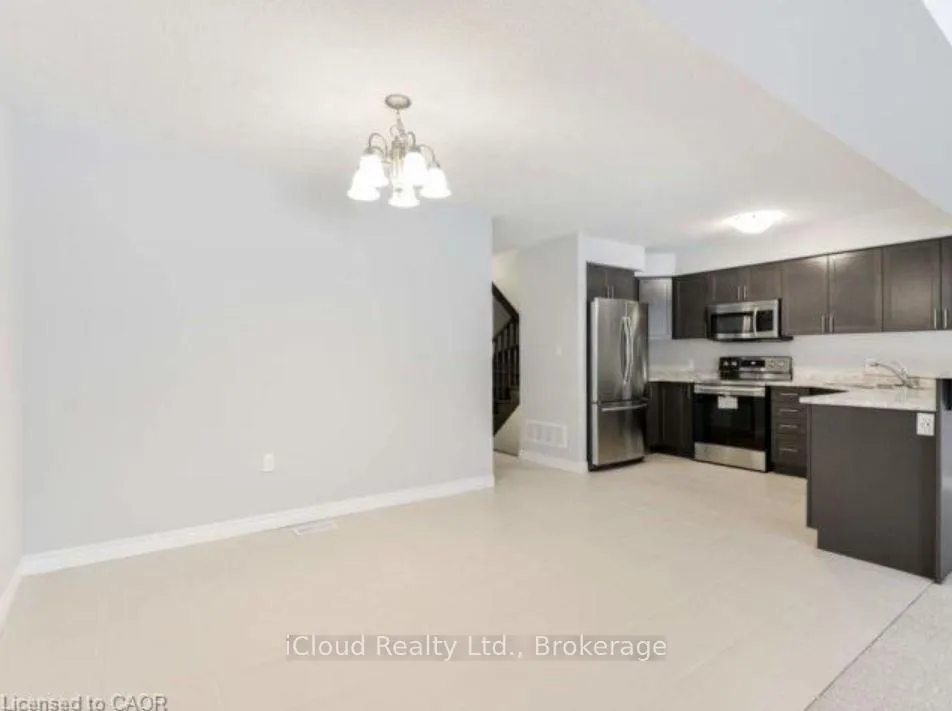 Photo 27 of 66 Cittadella Boulevard, Hamilton, Rural Glanbrook — HOMEH