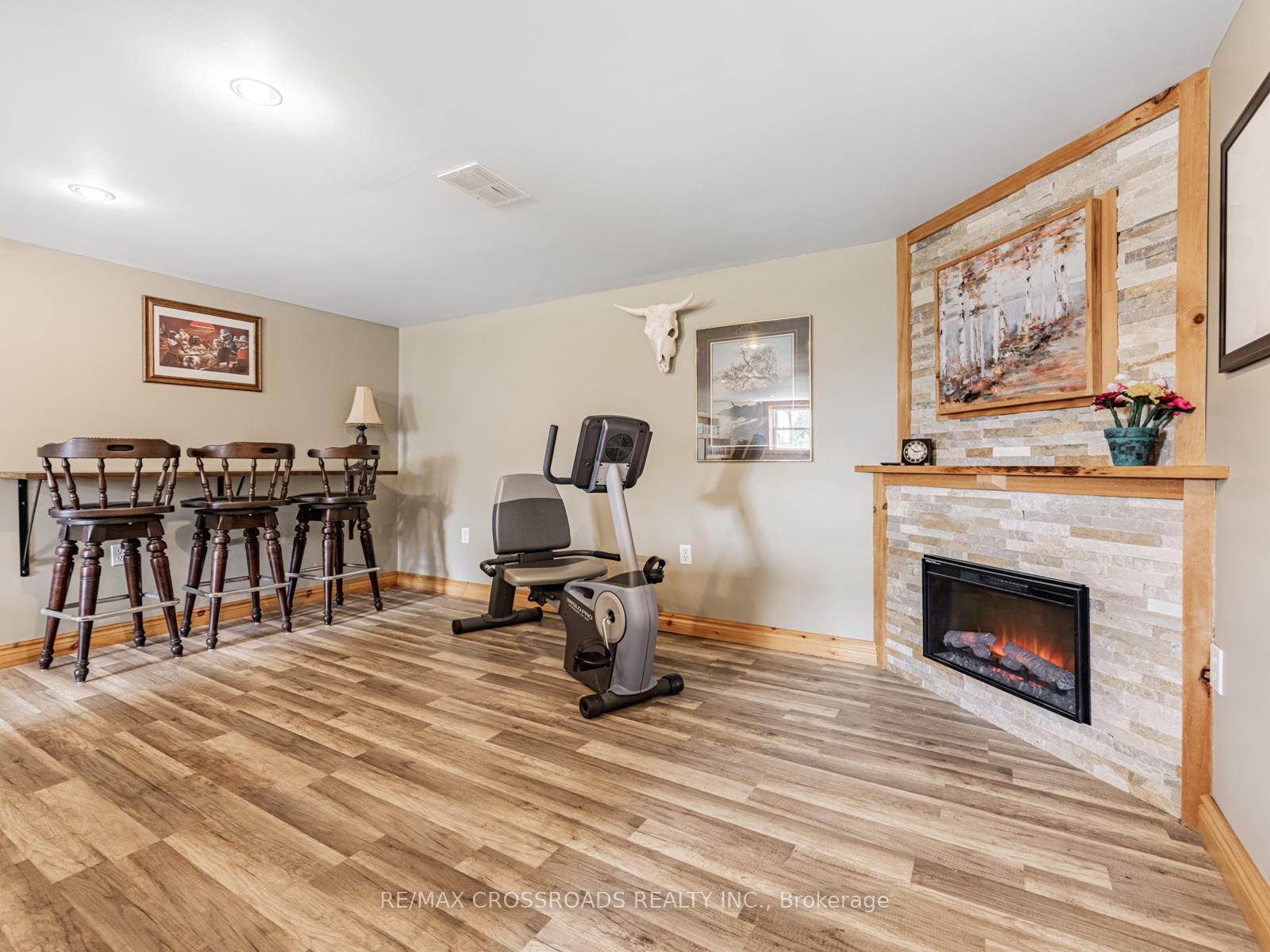 Photo 27 of 18 Underhill Avenue, Hamilton, Dundas — HOMEH