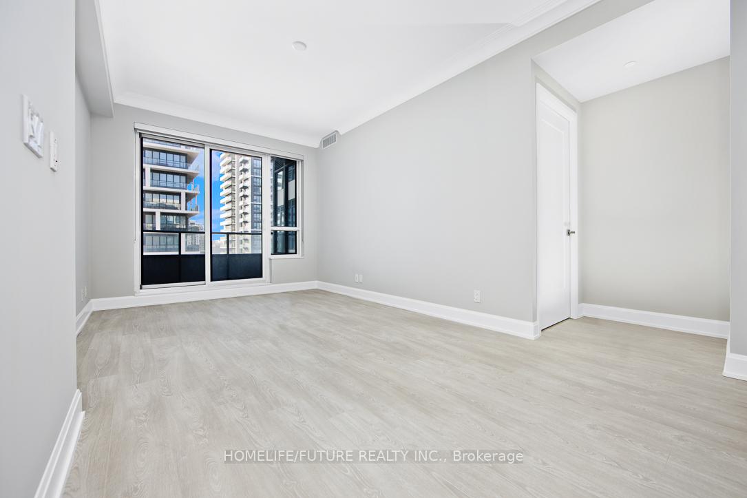 Photo 6 of Unit 725, 38 Water Walk Drive, Markham, Unionville — HOMEH