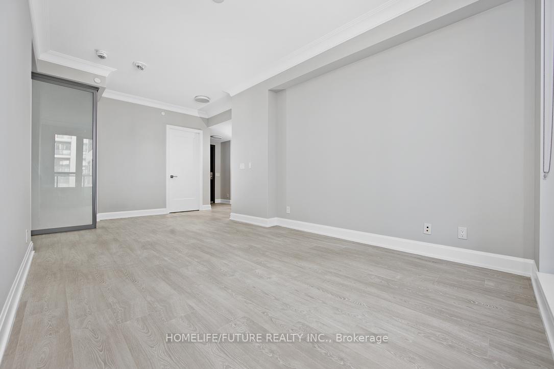 Photo 7 of Unit 725, 38 Water Walk Drive, Markham, Unionville — HOMEH