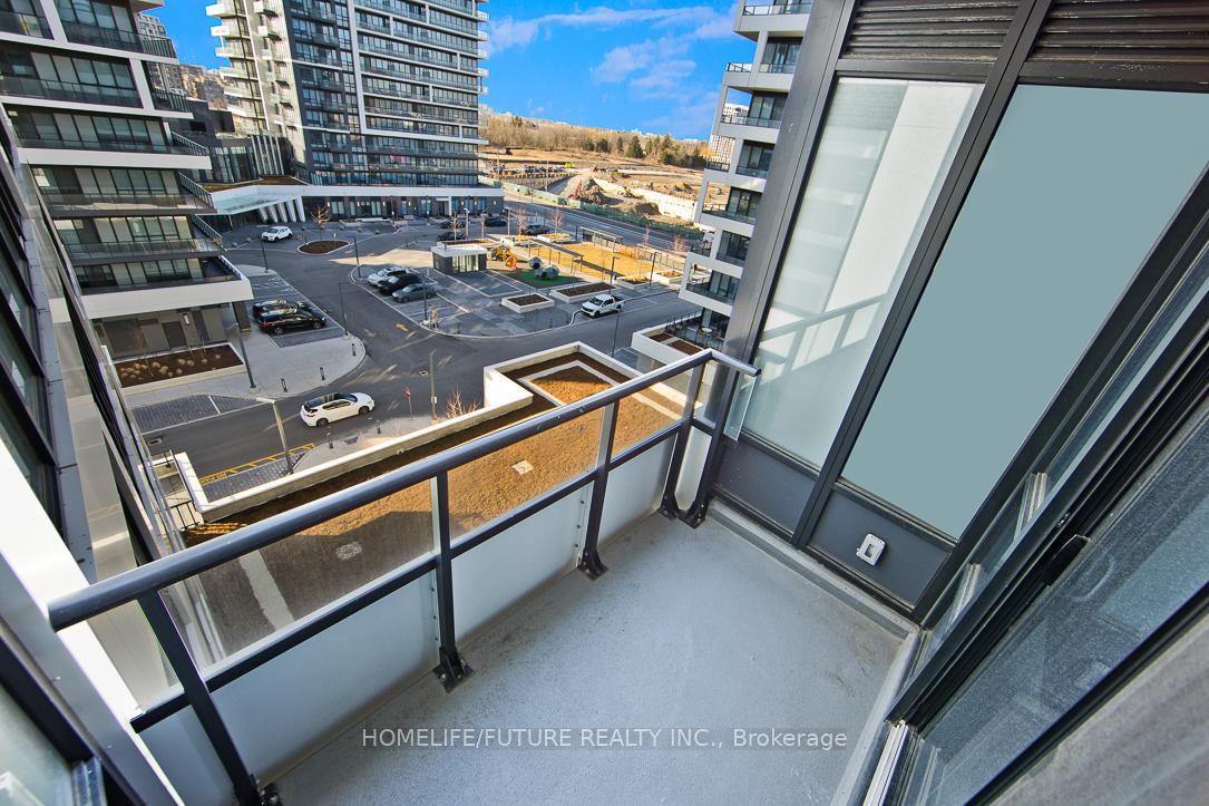 Photo 19 of Unit 725, 38 Water Walk Drive, Markham, Unionville — HOMEH