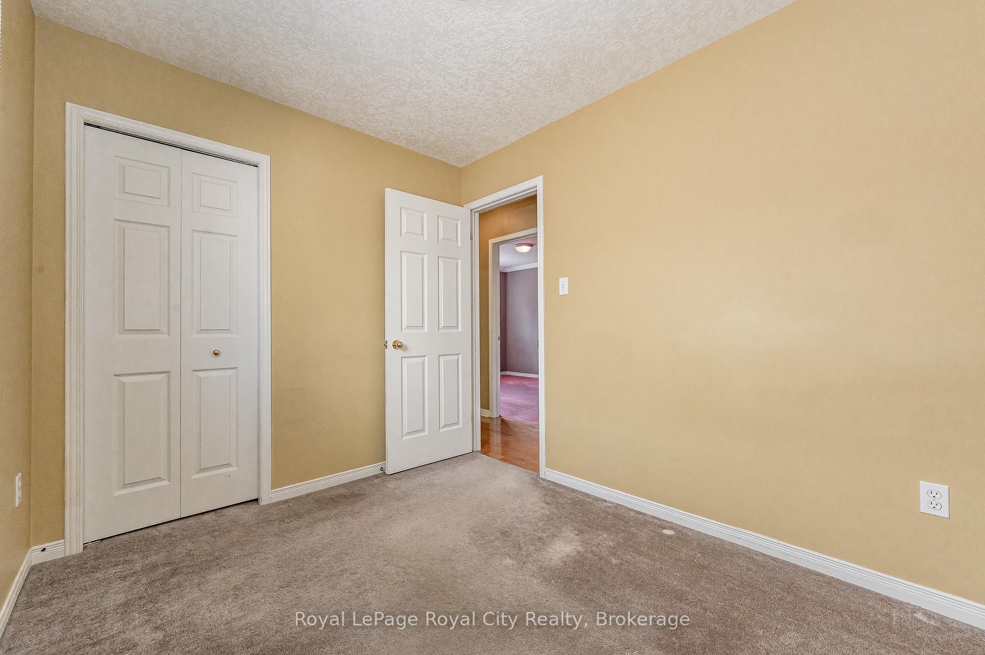Photo 19 of 4 Bronwyn Place, Guelph, Willow West/Sugarbush/West Acres — HOMEH