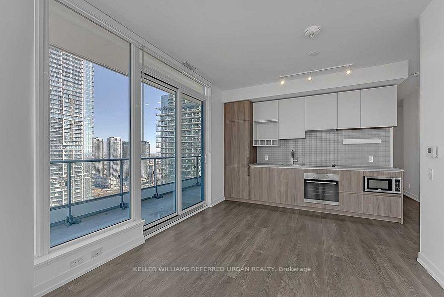 Photo 4 of Unit 6002, 950 Portage Parkway, Vaughan, Vaughan Corporate Centre — HOMEH