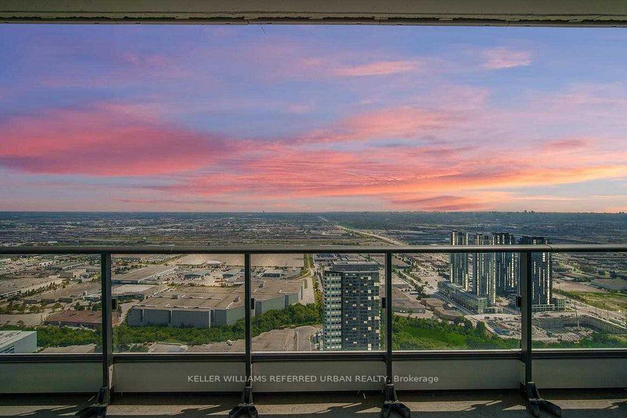 Photo 24 of Unit 6002, 950 Portage Parkway, Vaughan, Vaughan Corporate Centre — HOMEH