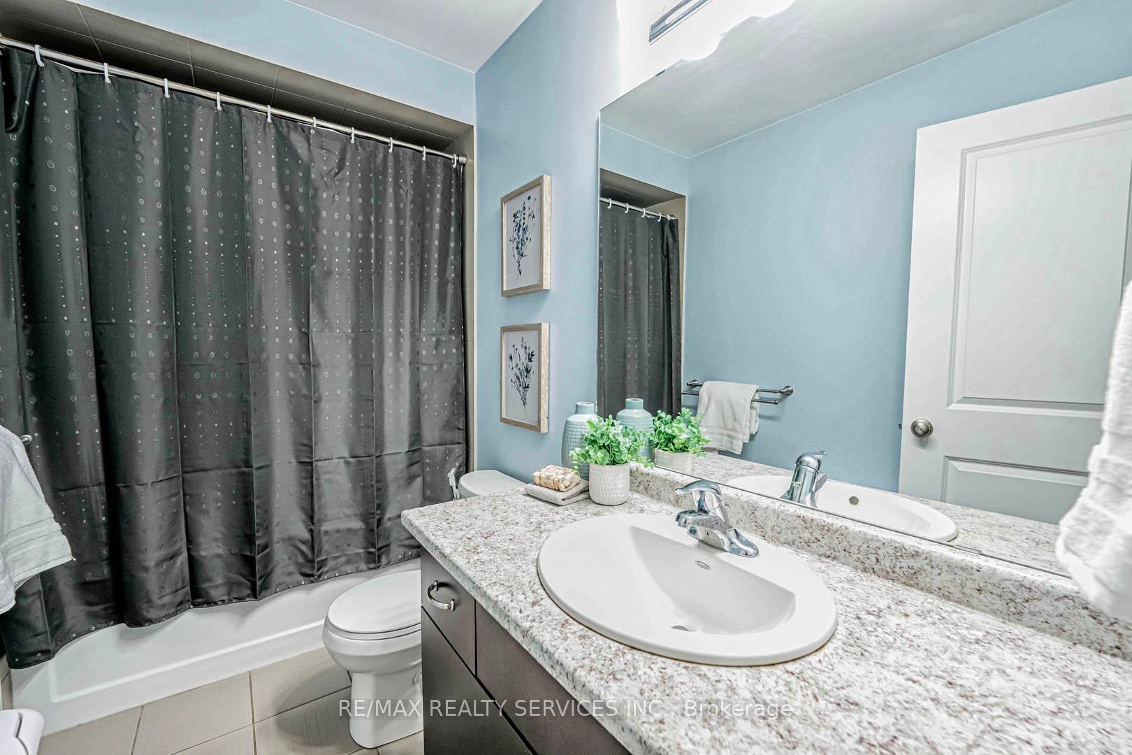 Photo 21 of 26 Winslow Way, Hamilton, Stoney Creek Mountain — HOMEH