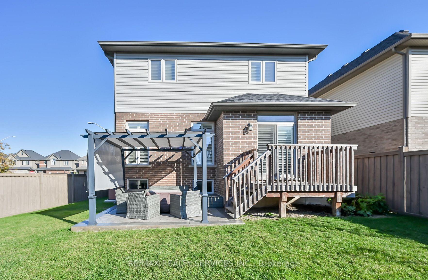 Photo 26 of 26 Winslow Way, Hamilton, Stoney Creek Mountain — HOMEH