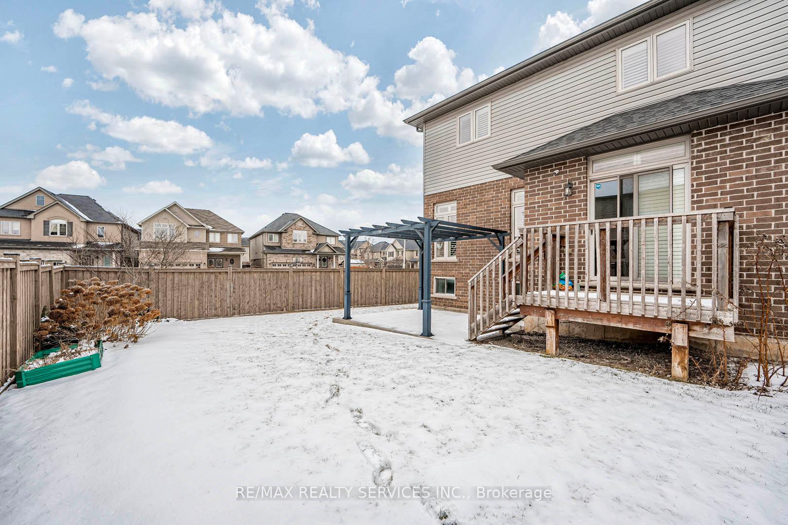 Photo 27 of 26 Winslow Way, Hamilton, Stoney Creek Mountain — HOMEH