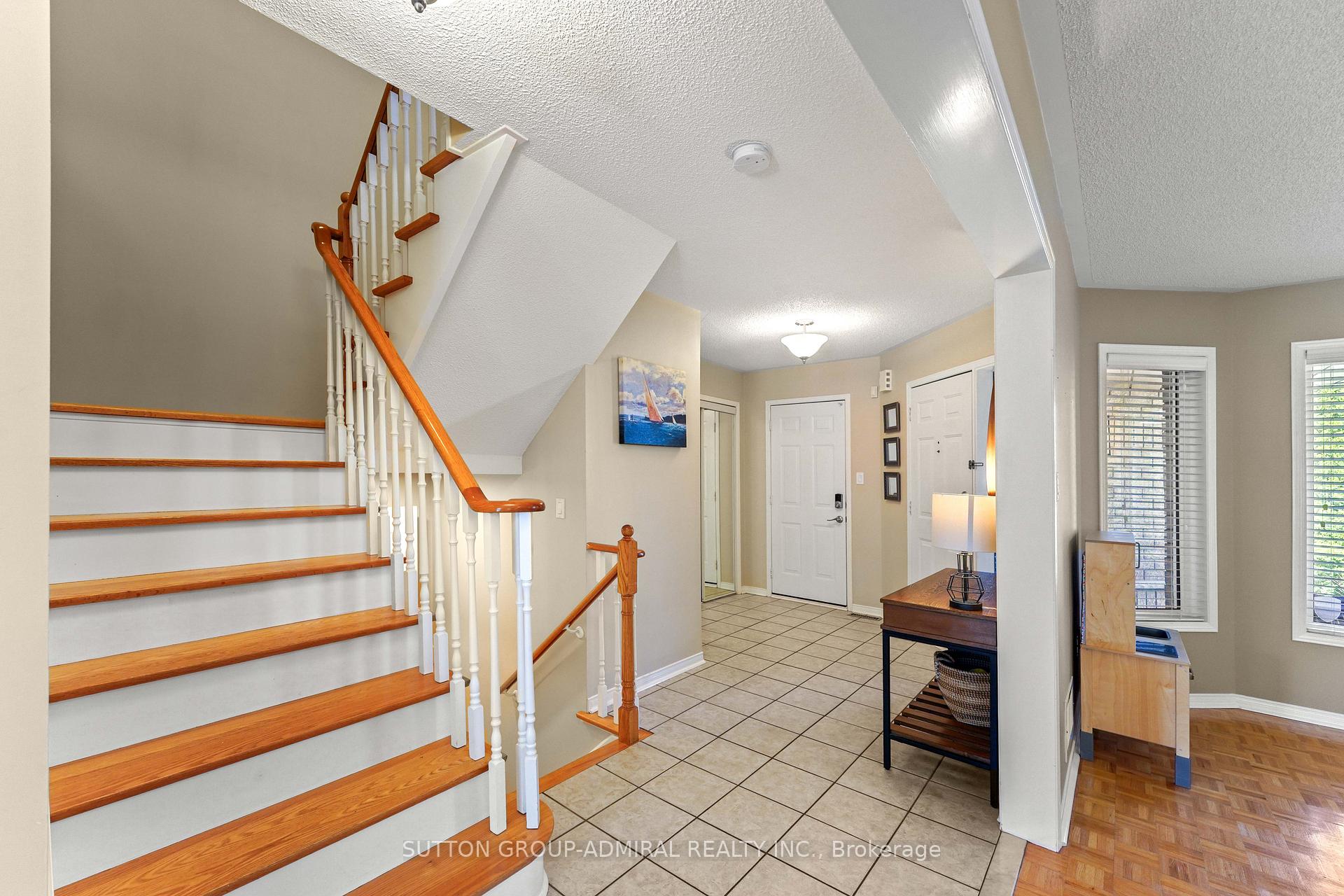 Photo 42 of 31 Panorama Crescent, Vaughan, Elder Mills — HOMEH