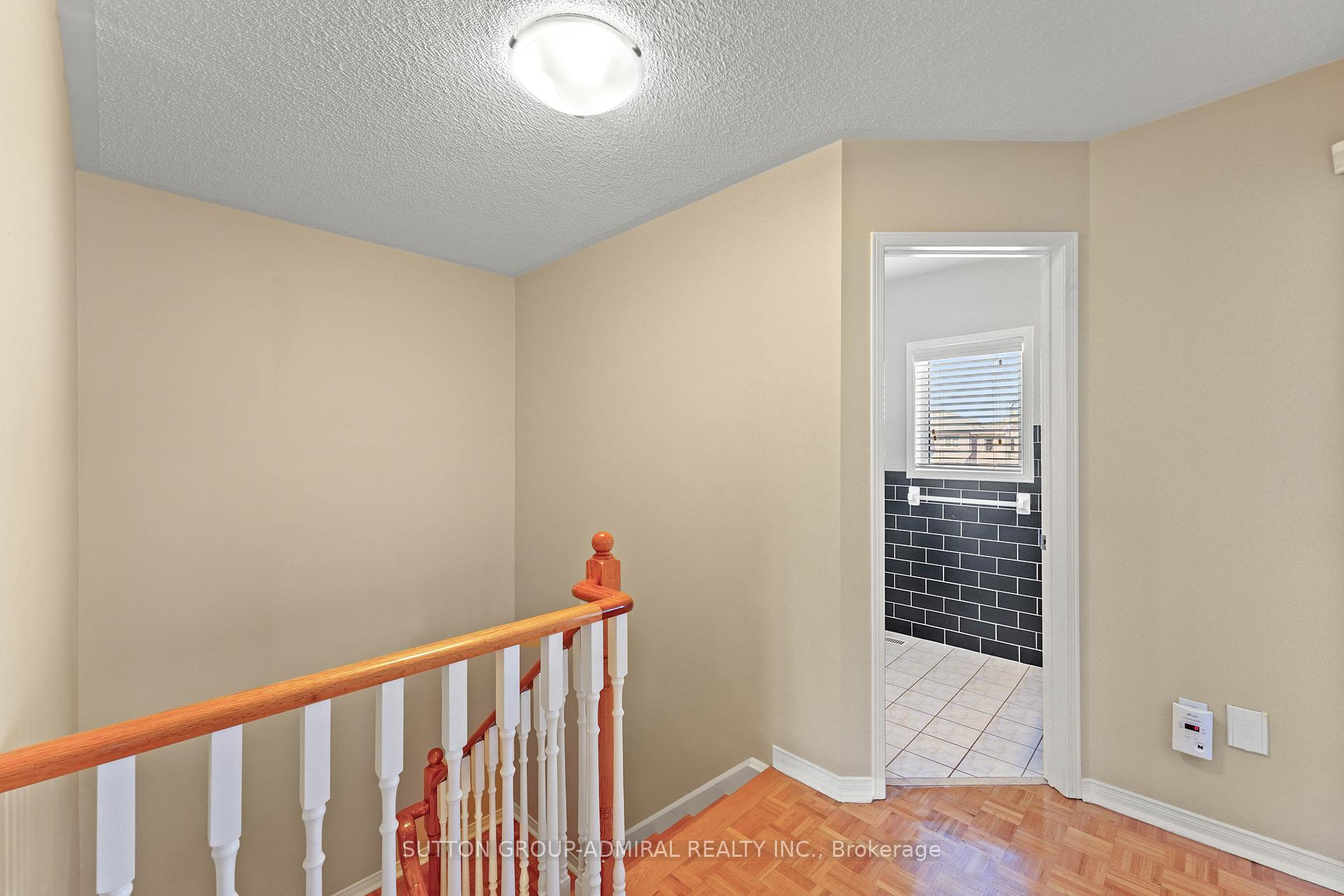 Photo 45 of 31 Panorama Crescent, Vaughan, Elder Mills — HOMEH