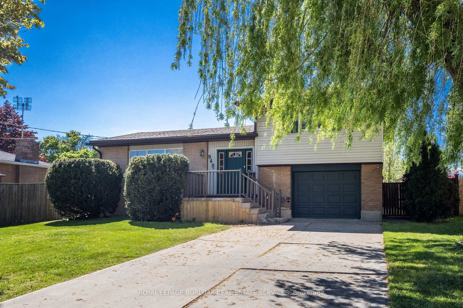 Photo 1 of 948 Upper Sherman Avenue, Hamilton, Thorner — HOMEH