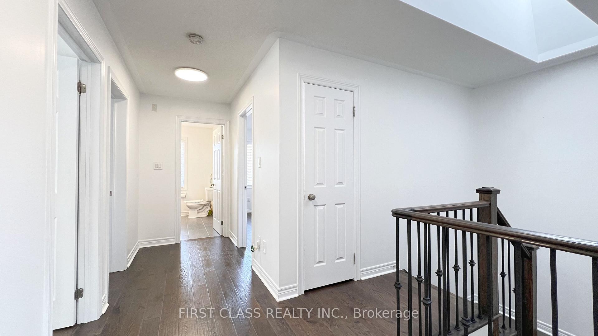 Photo 29 of 11 James Joyce Drive, Markham, Victoria Manor-Jennings Gate — HOMEH