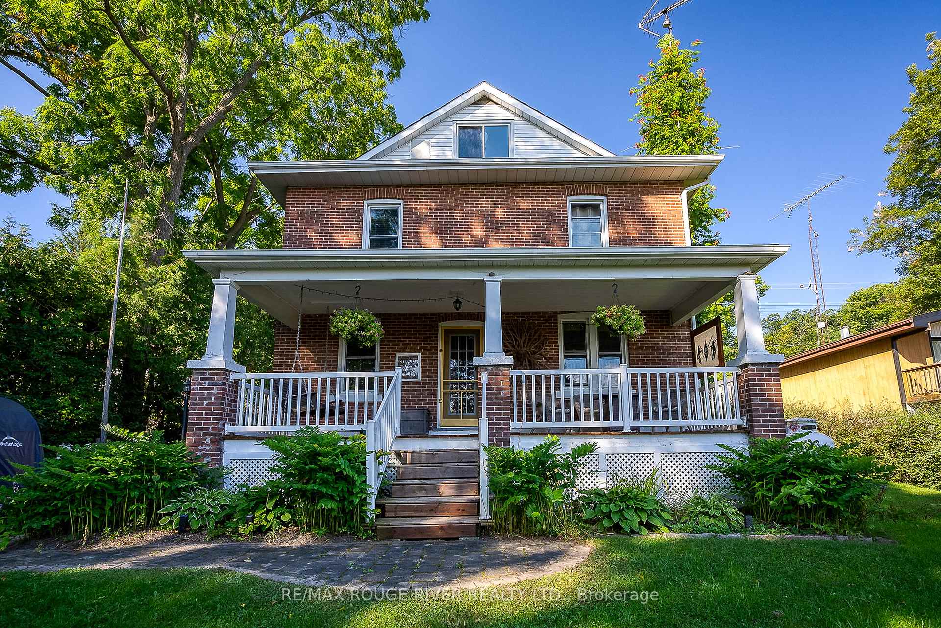 Photo 2 of 5242 Burnham Street N, Hamilton Township, Rural Hamilton — HOMEH