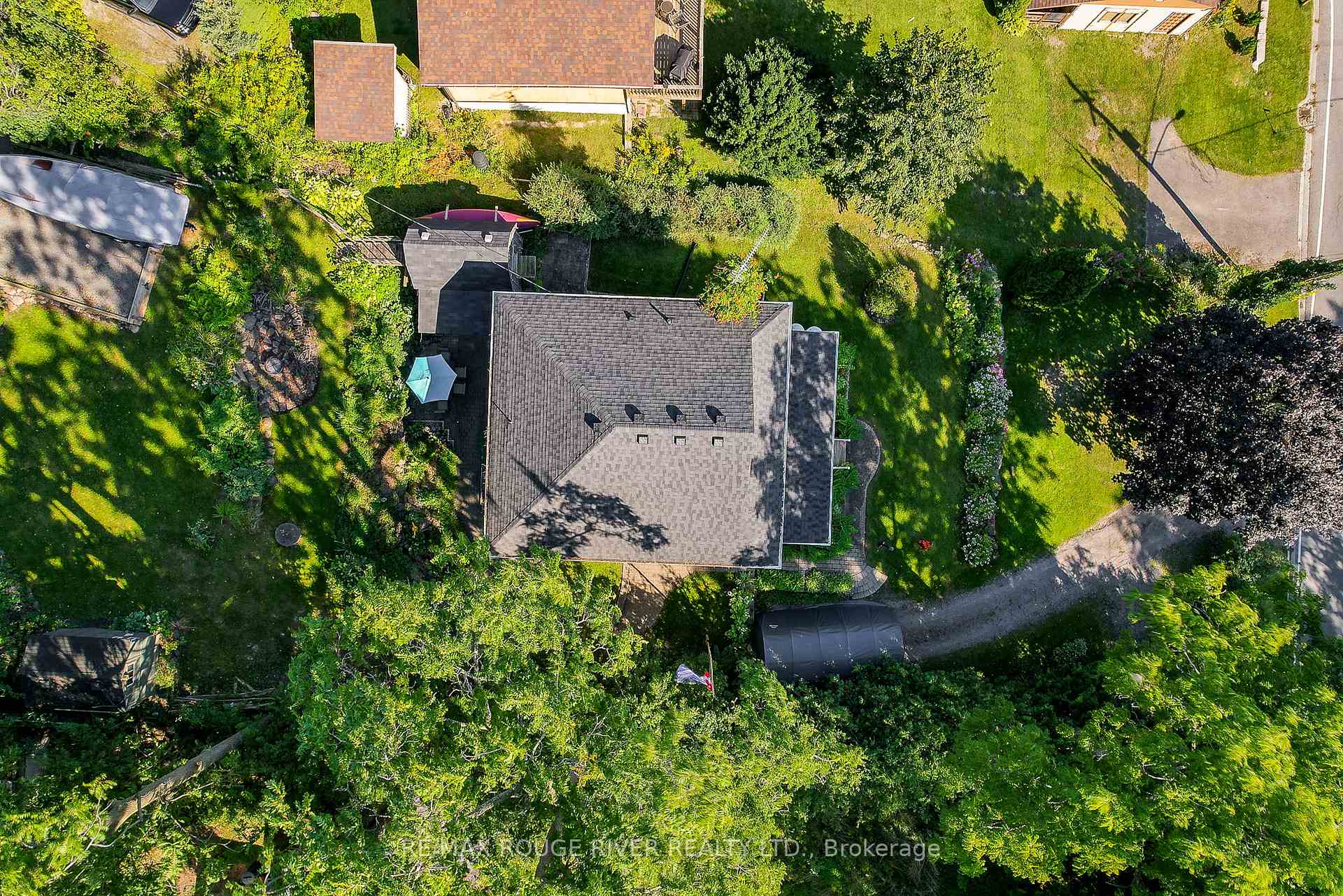 Photo 6 of 5242 Burnham Street N, Hamilton Township, Rural Hamilton — HOMEH