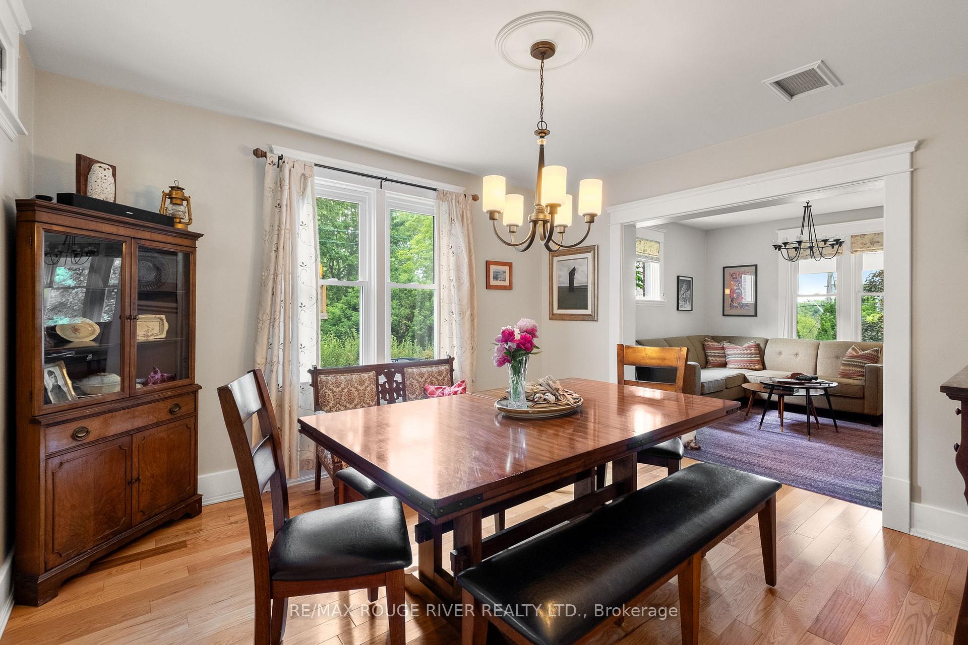 Photo 11 of 5242 Burnham Street N, Hamilton Township, Rural Hamilton — HOMEH