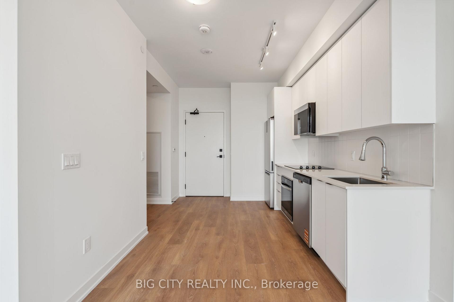 Photo 7 of Unit 1606, 474 Caldari Road, Vaughan, Concord — HOMEH