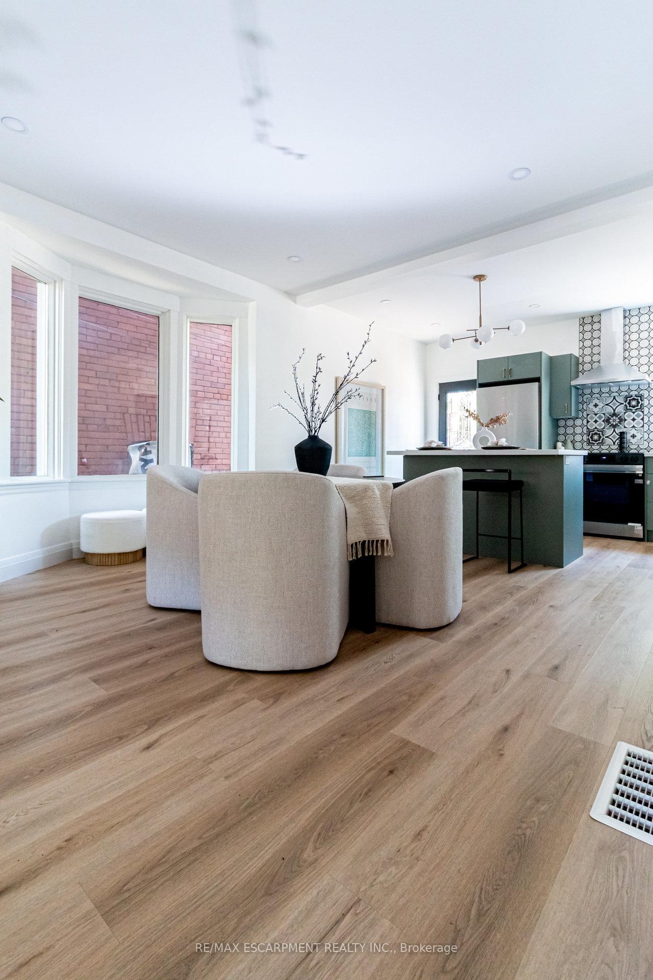 Photo 16 of 30 Cedar Avenue, Hamilton, Blakeley — HOMEH