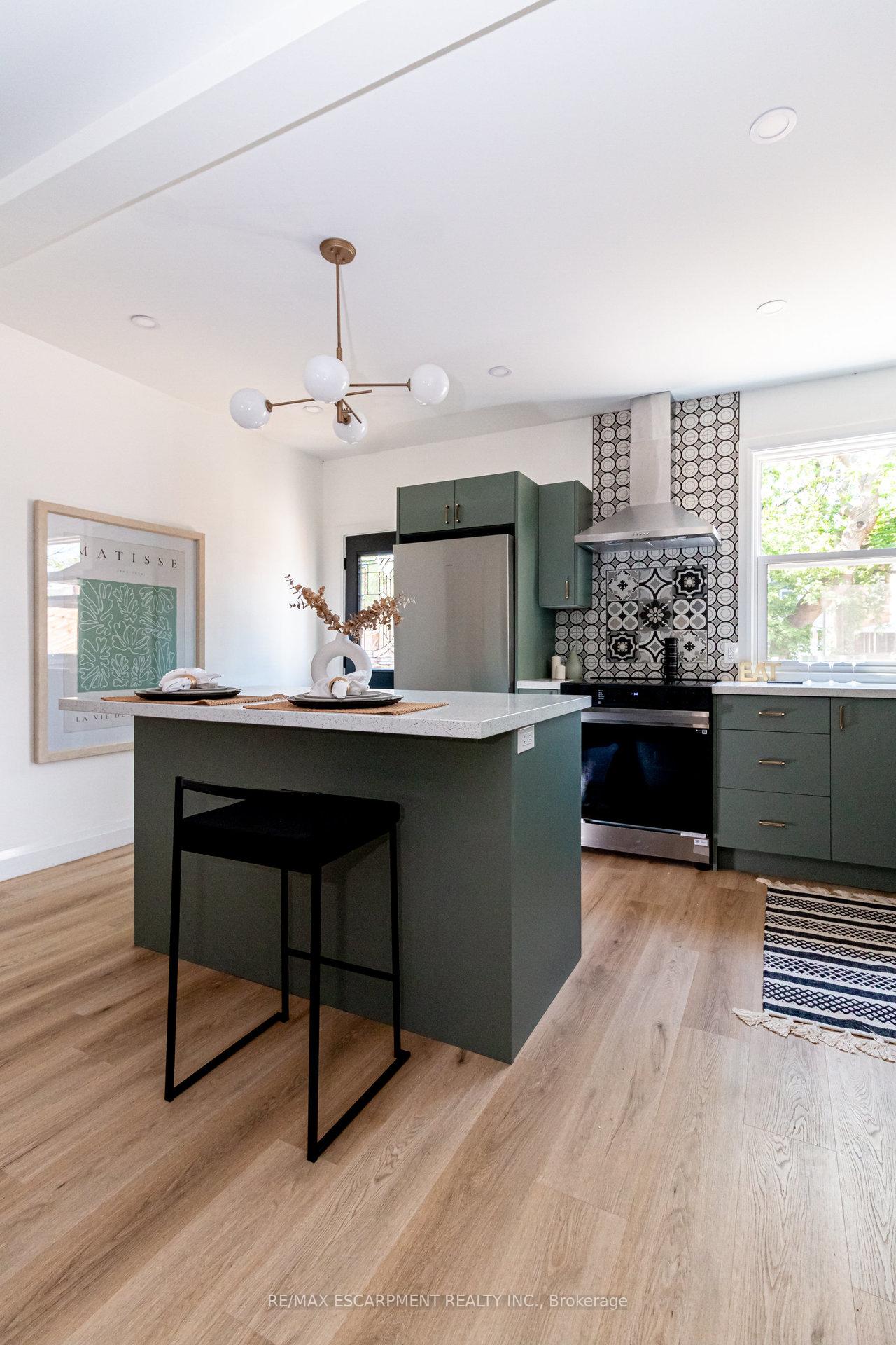 Photo 41 of 30 Cedar Avenue, Hamilton, Blakeley — HOMEH