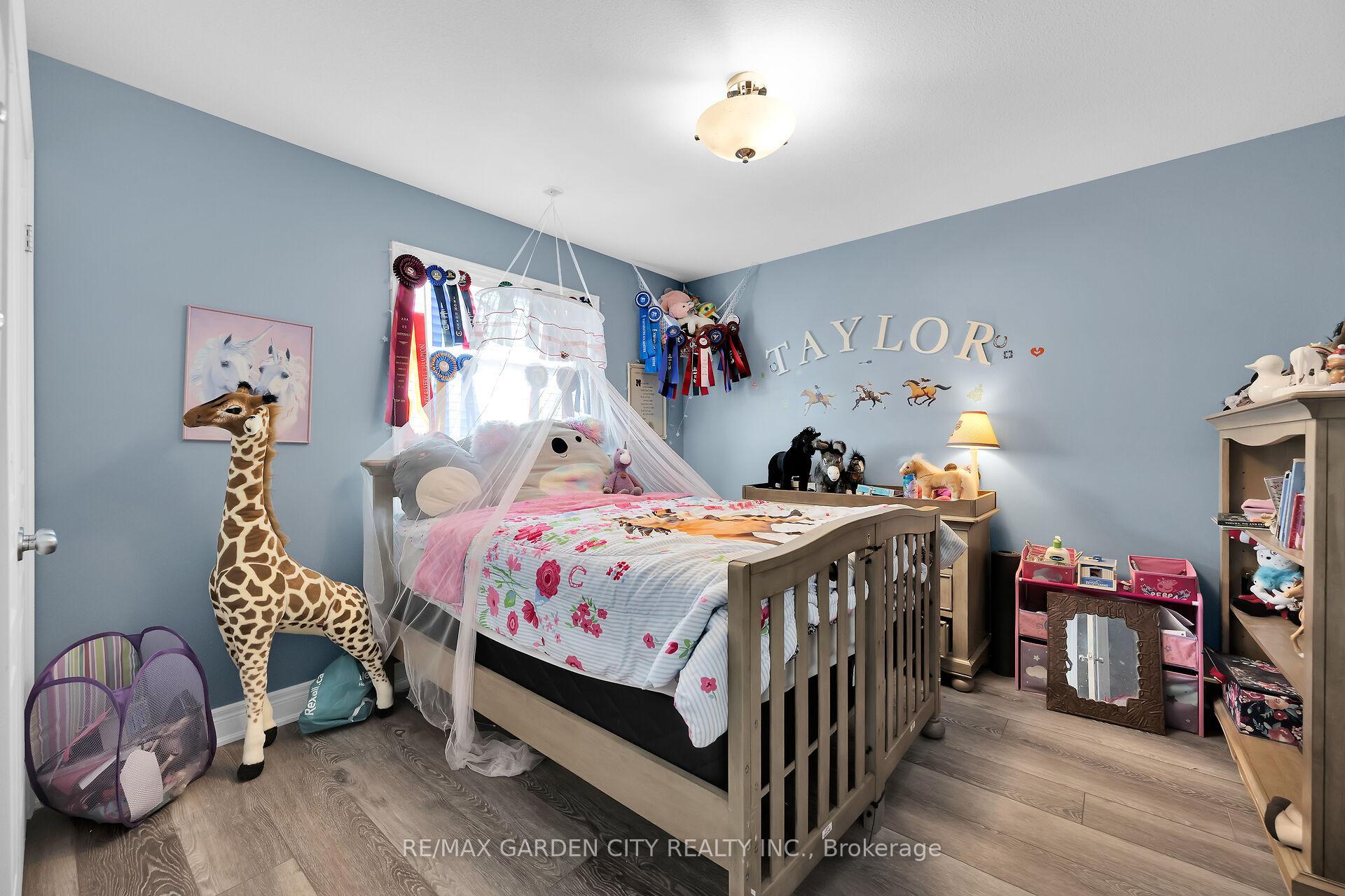 Photo 24 of 4870 Northgate Crescent, Lincoln, Beamsville — HOMEH
