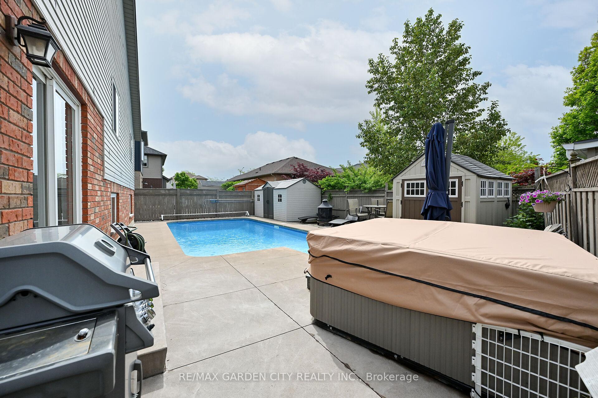 Photo 35 of 4870 Northgate Crescent, Lincoln, Beamsville — HOMEH