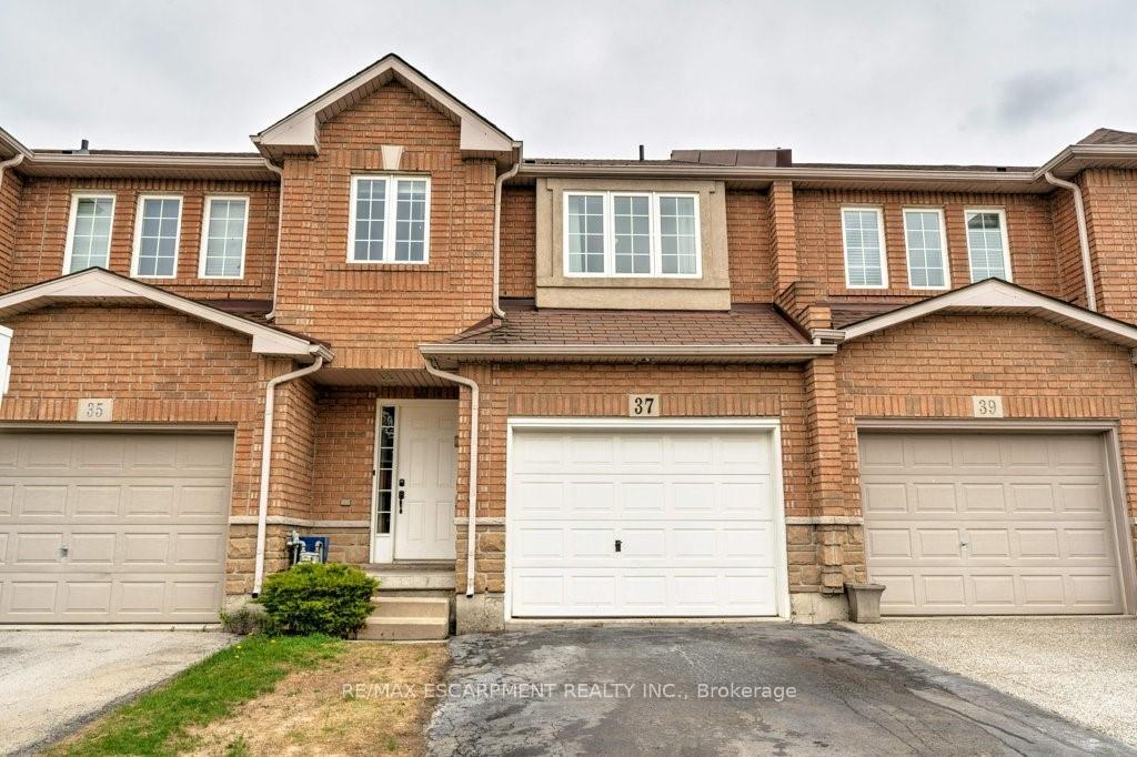 Photo 2 of 37 Blue Mountain Drive, Hamilton, Stoney Creek — HOMEH