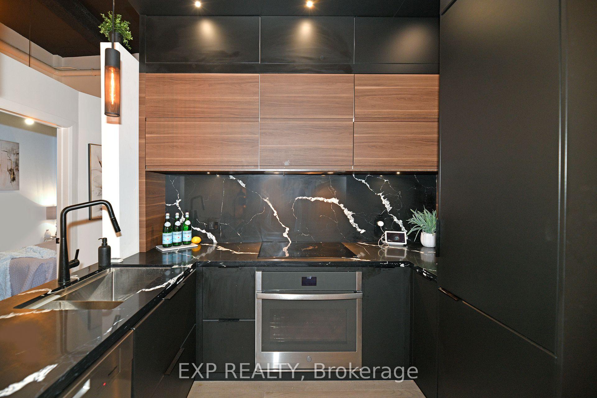 Photo 15 of Unit 204, 11 Rebecca Street, Hamilton, Beasley — HOMEH
