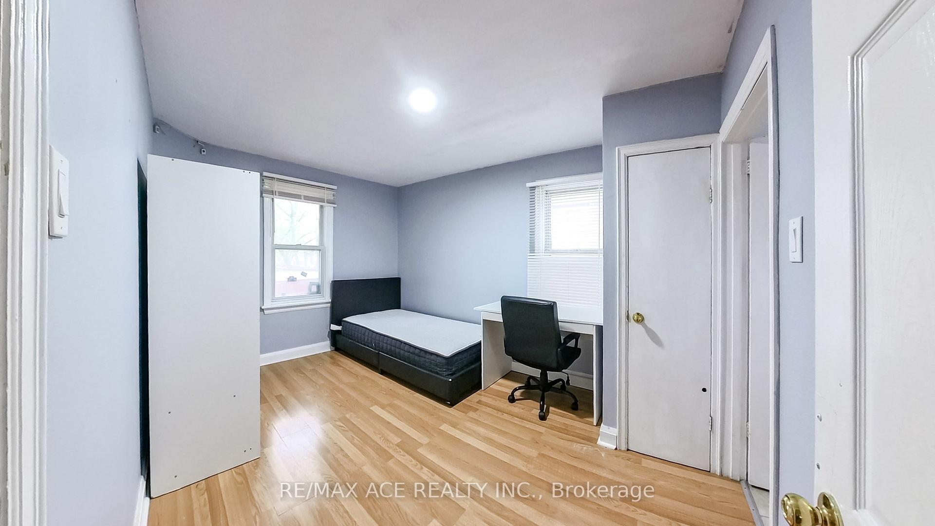 Photo 8 of 114 Royal Avenue, Hamilton, Ainslie Wood — HOMEH