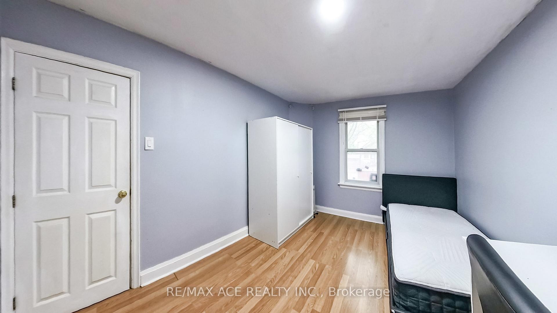 Photo 9 of 114 Royal Avenue, Hamilton, Ainslie Wood — HOMEH