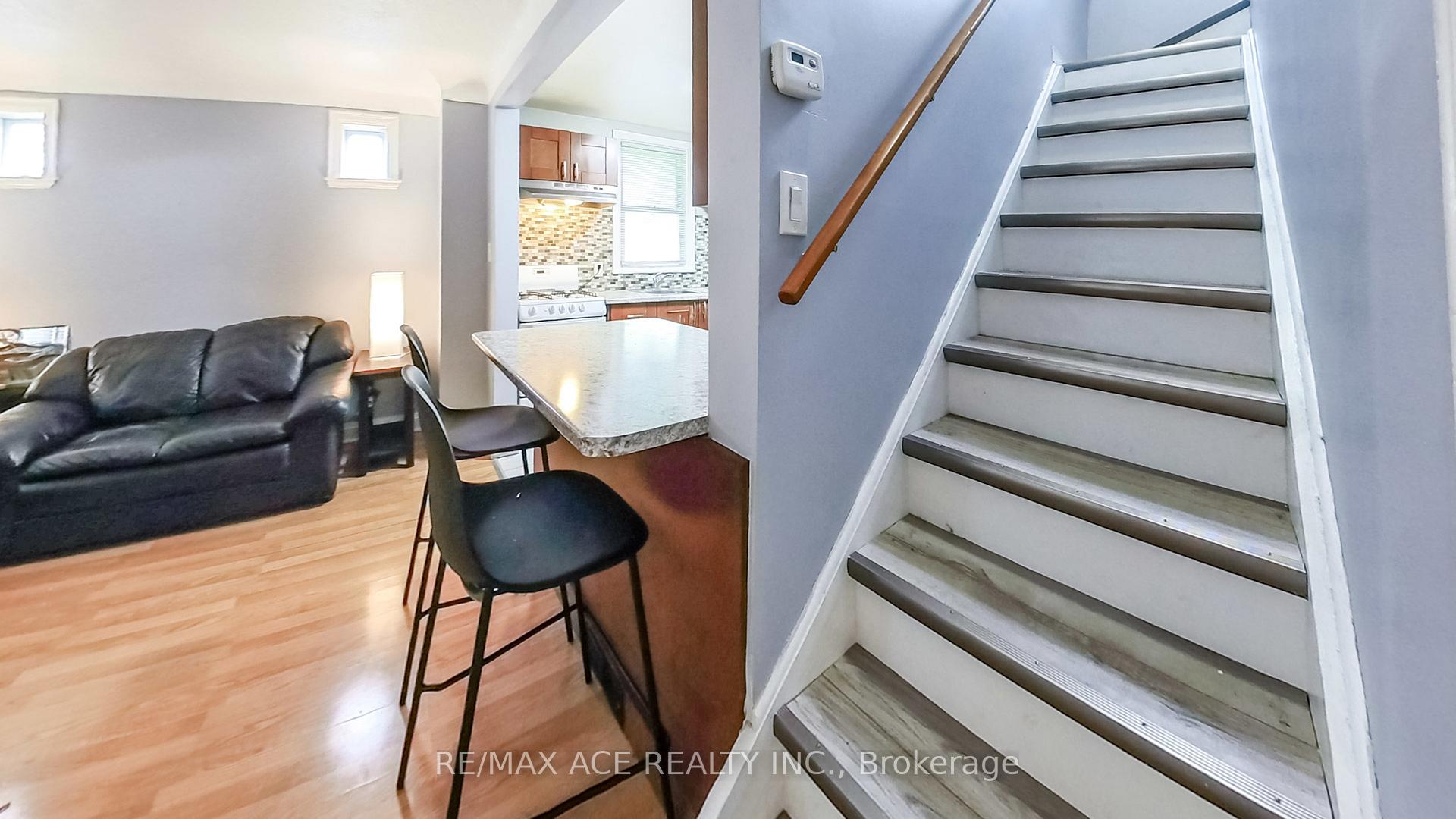 Photo 16 of 114 Royal Avenue, Hamilton, Ainslie Wood — HOMEH