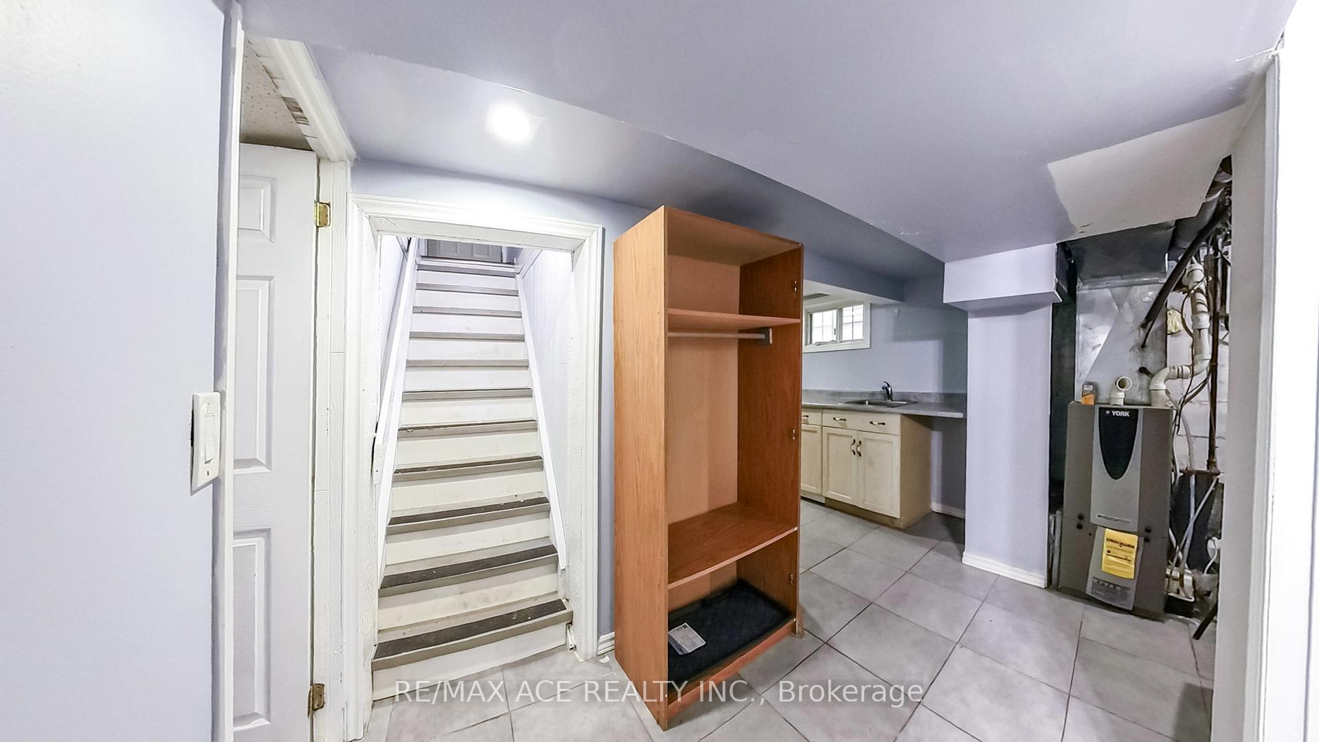 Photo 23 of 114 Royal Avenue, Hamilton, Ainslie Wood — HOMEH