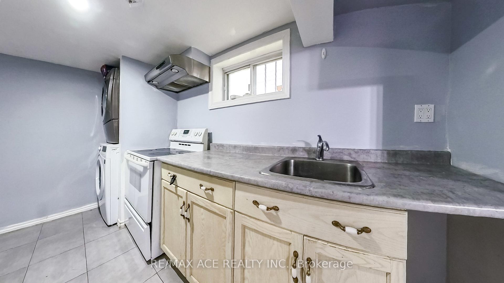 Photo 29 of 114 Royal Avenue, Hamilton, Ainslie Wood — HOMEH