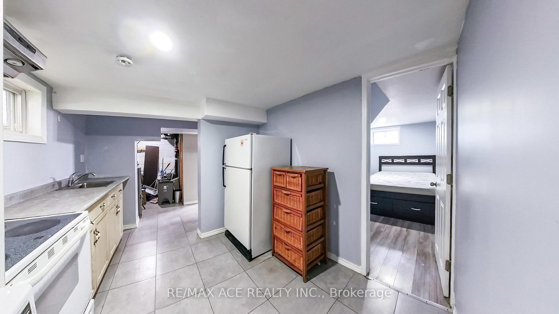 Photo 31 of 114 Royal Avenue, Hamilton, Ainslie Wood — HOMEH