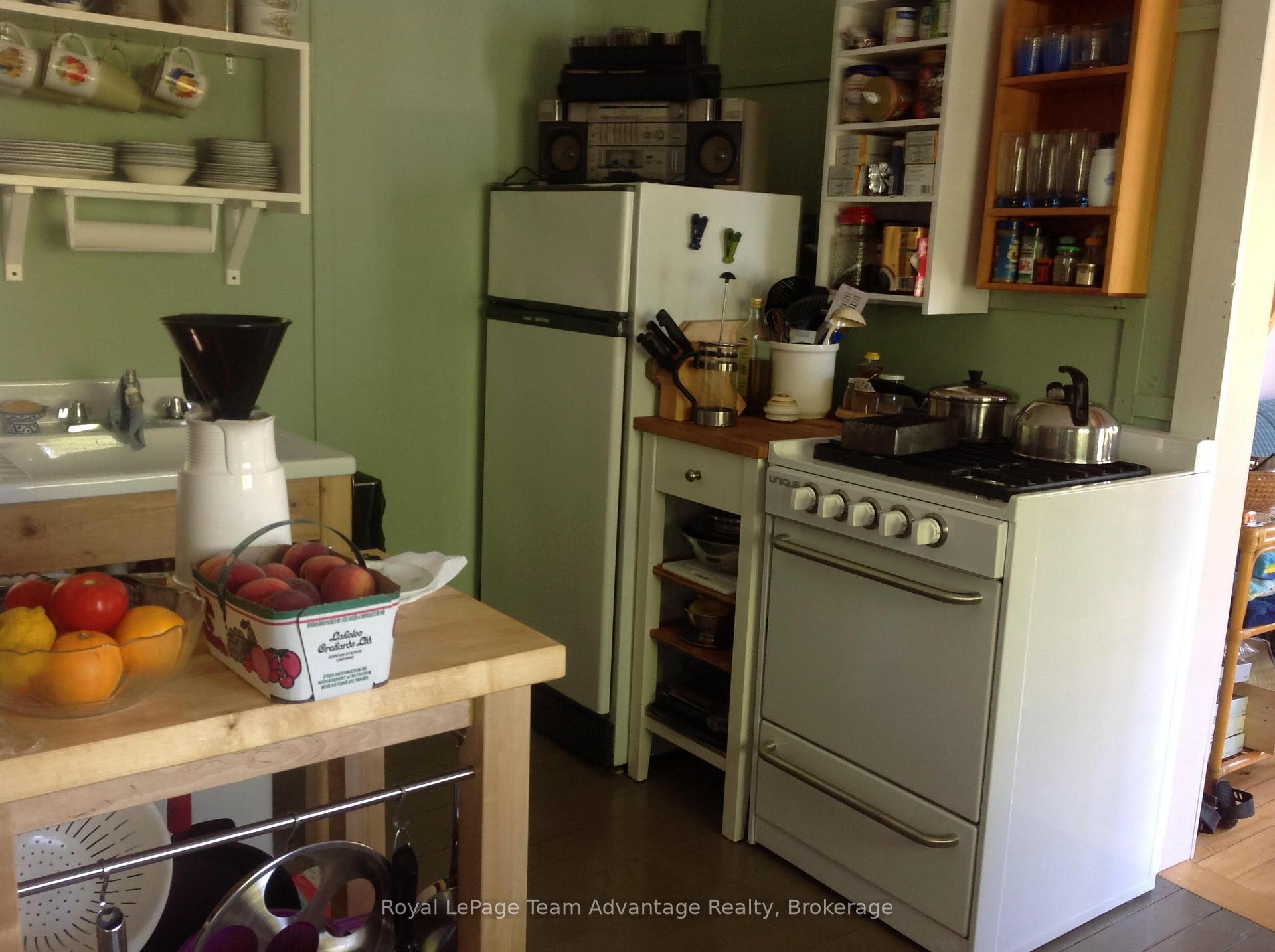 Photo 5 of 59 Huckleberry Island, Carling — HOMEH